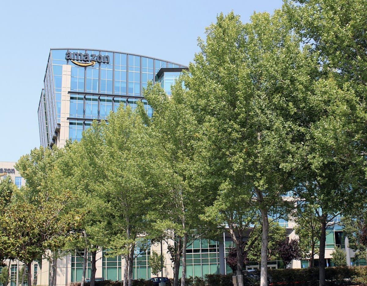 Amazon Investimento em Baterias de Silício: Avanços na Energia Limpa