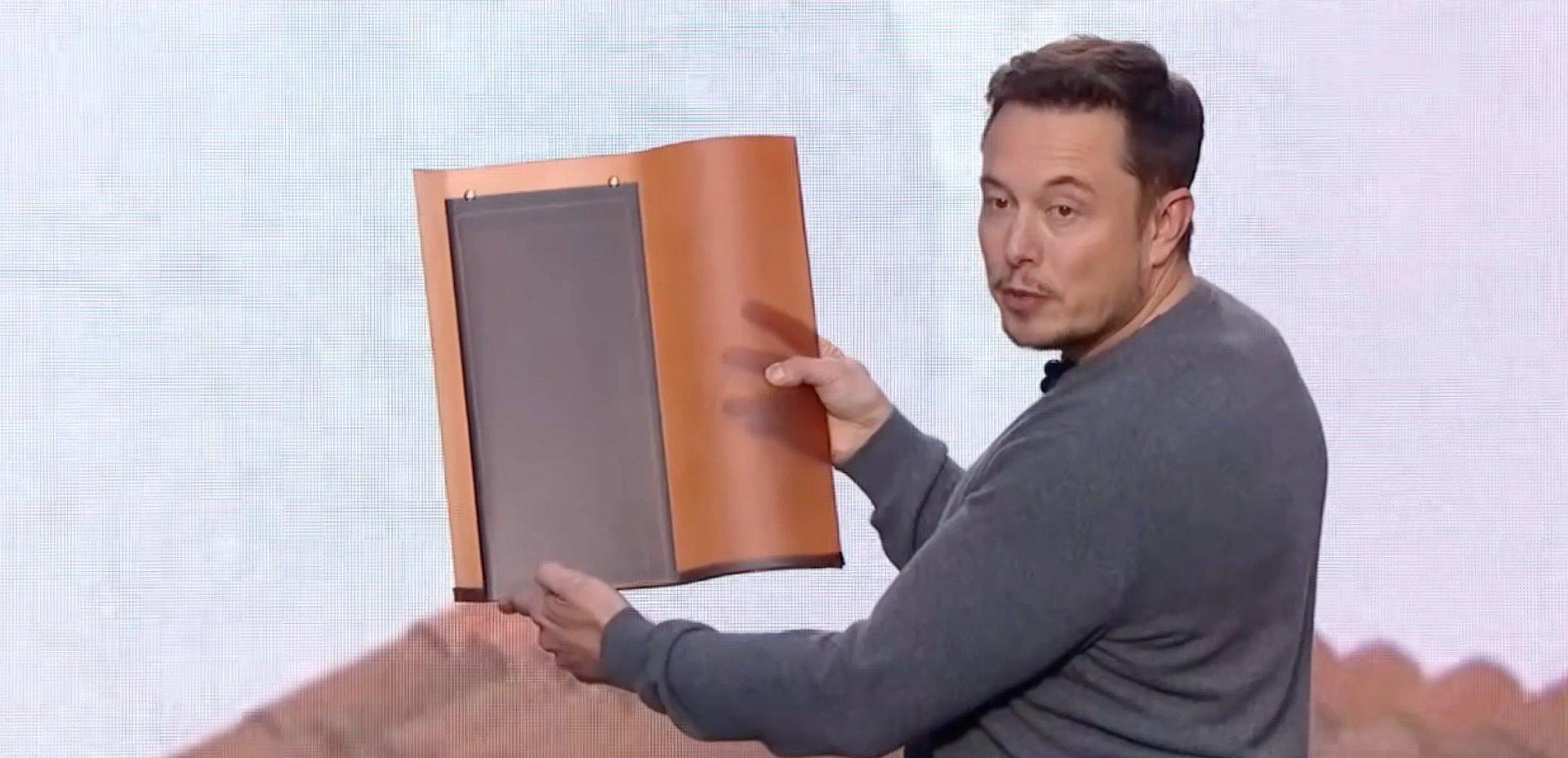 Fábrica de painéis solares da Tesla em disputa de patentes na Texas